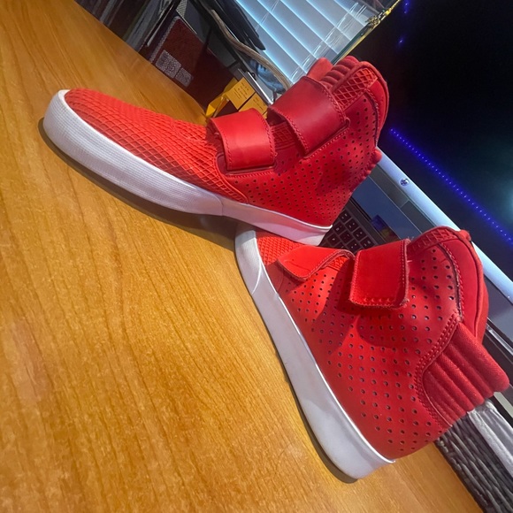 Women’s Nike Flystepper 2K3 Red mid shoes 💥 - Picture 3 of 9